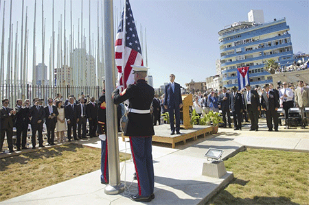 La bandera estadounidense vuelve a ondear en Cuba